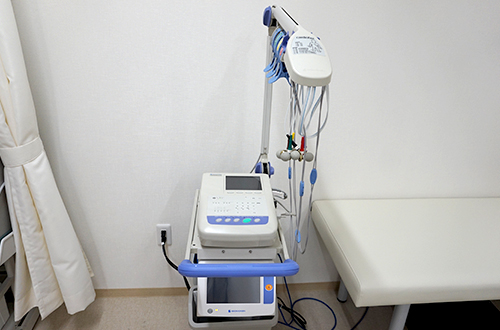 心電計・血圧脈波装置